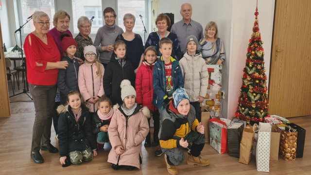 Vianočné posedenie v Dennom centre seniorov